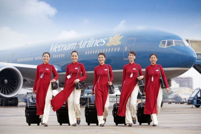 Mẫu áo dài đồng phục cũ của hãng hàng không Vietnam Airline.
