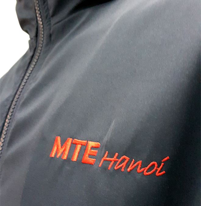 Đồng phục áo khoác của công ty Microsoft - hình 4 - zeeuni.com/may-ao-khoac-dong-phuc