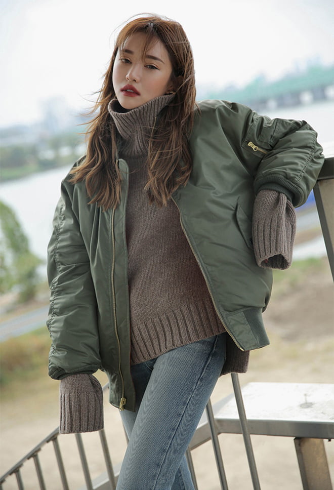 Phối áo khoác dù thật sành điệu chỉ với 5 bước đơn giản - hình 7 - zeeuni.com