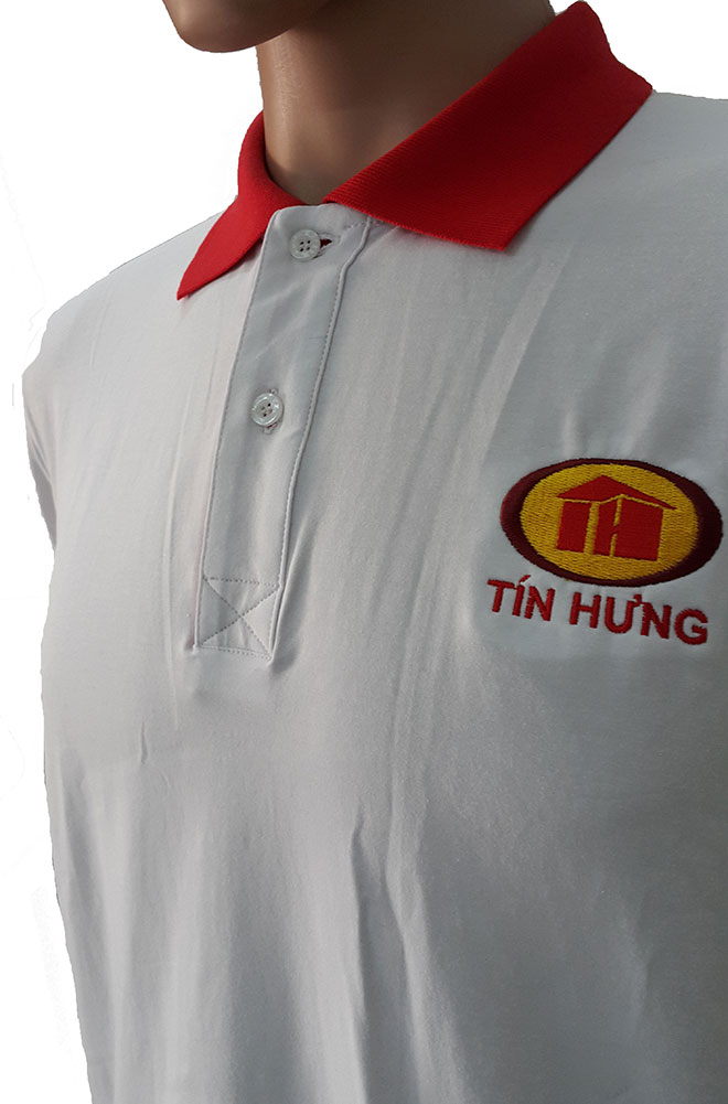 Phần cổ áo, nẹp dưới trụ cổ và hình ảnh logo công ty Tín Hưng.